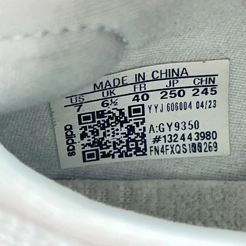 adidas Ultraboost Light Triple White Running Shoes Sneakers GY9350 Youth Size 7